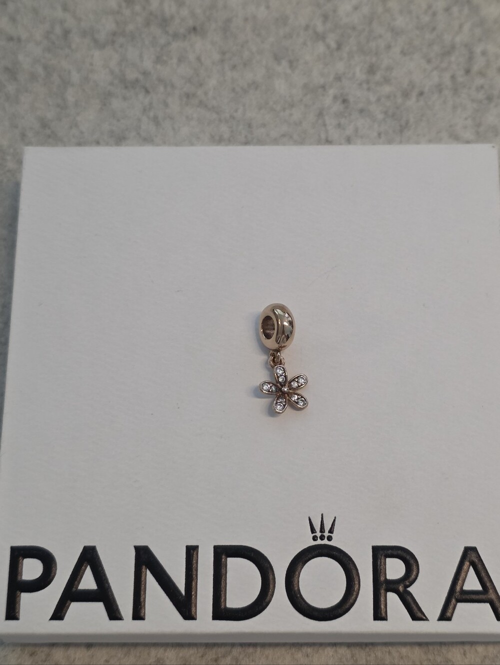 Pandora Rose ™ Dazzling Daisy Dangle Charm with Clear Zirconia Retired - Picture 2 of 5